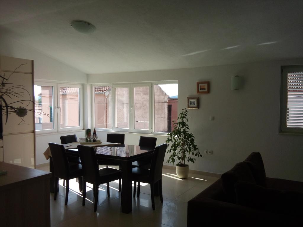 Adriatic Rose Apartment Turanj Exterior photo